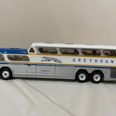 Greyhound Buses 64