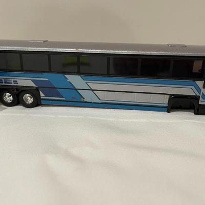 Model Buses 76