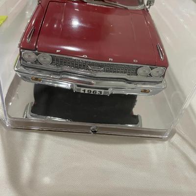 Ford Galaxie 89