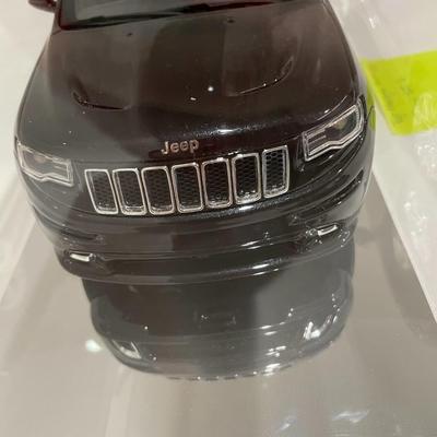 Jeep SRT 8 - 98