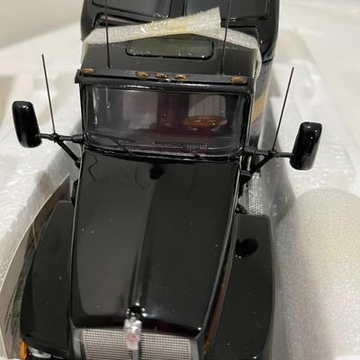 Kenworth 244