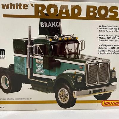 Model Truck Kits 268