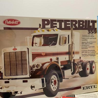 Model Tractors 272