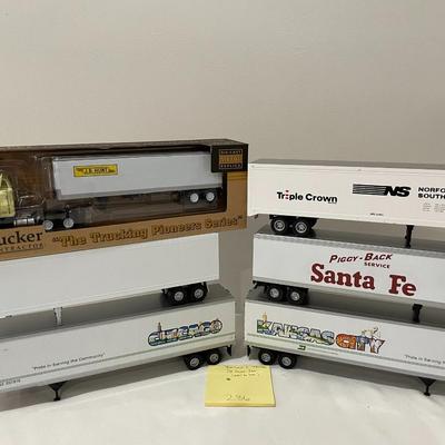 Model Tractor Trailers 286