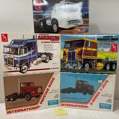 Model Tractors 290