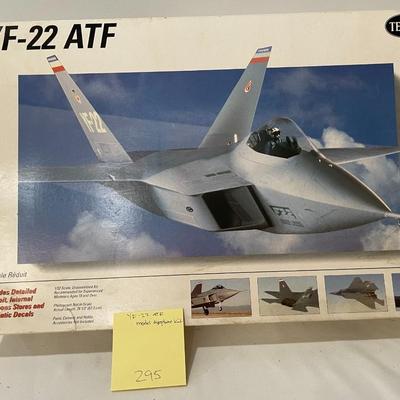Airplane Kit 295