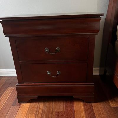 4 piece QUEEN BEDROOM SUITE **See Description**