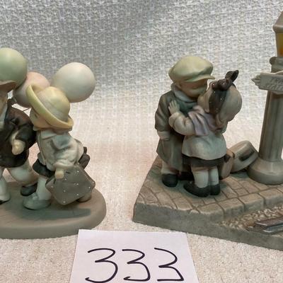 Vintage Enesco Alaska Momma Art