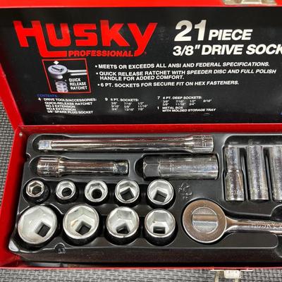 HUSKY ~ 21-Piece 3/8â€ Drive Socket Set