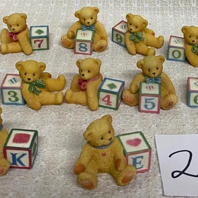 Tiny Treasured Teddies