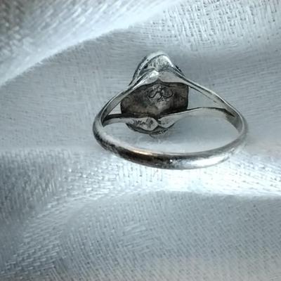Pretty Malachite Ivy and Leaves Ring Size 5.5
