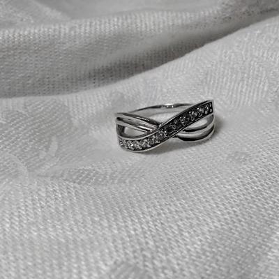 Pretty Diamond 925 Cross Band Size 7