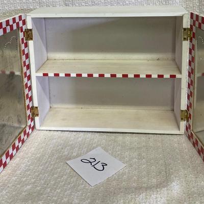 White Heart Box w/Shelf 9â€x11â€