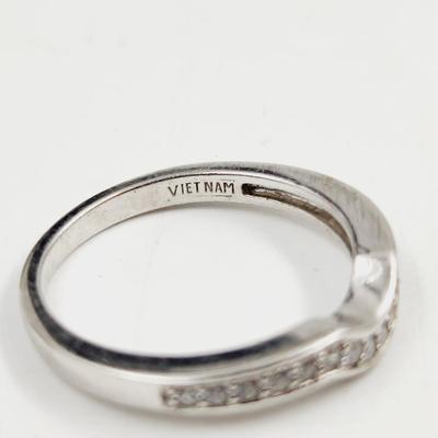 .925 SILVER WITH CZ RING SIZE 9