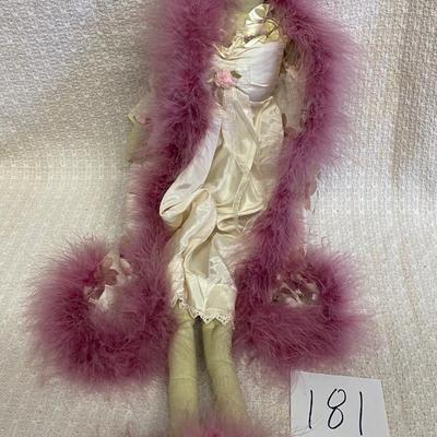 Carmen Mango Curler Beauty 24â€ Doll