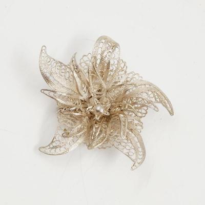 ANTIQUE SILVER FILIGREE BROOCH - PIN