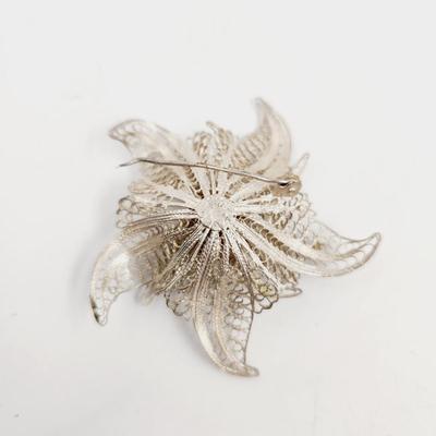 ANTIQUE SILVER FILIGREE BROOCH - PIN