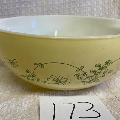 Pyrex 2.5 Quart Bowl