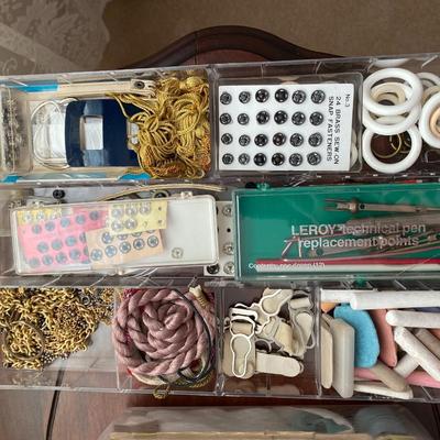 Vintage sewing box with two removable trays