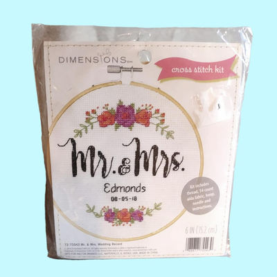 3 Crosstitch Kits & Small Hoop