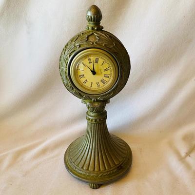 Collection of Clocks (DR-SL)