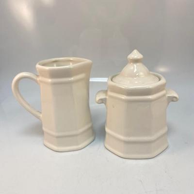 Pfaltzgraff Heritage White Ceramic Lidded Sugar Bowl & Creamer Set
