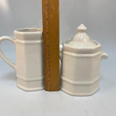 Pfaltzgraff Heritage White Ceramic Lidded Sugar Bowl & Creamer Set