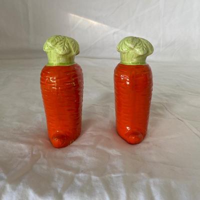 Salt and Pepper Shaker Lot