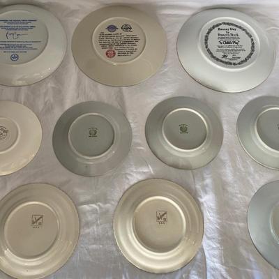 Collectorâ€™s Plates Lot 2