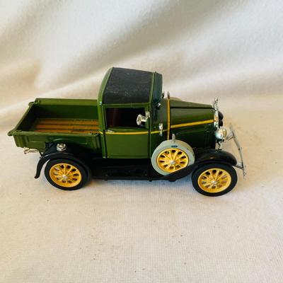 Set of Collectible Cars (GR-SL)