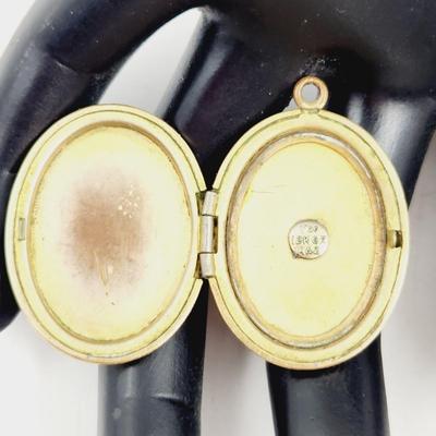 ANTIQUE 12K GOLD FILLED ETCHED LOCKET