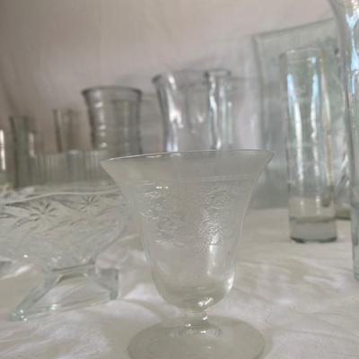 Assortment of Glass/Crystal Lot 1