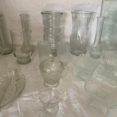 Assortment of Glass/Crystal Lot 1