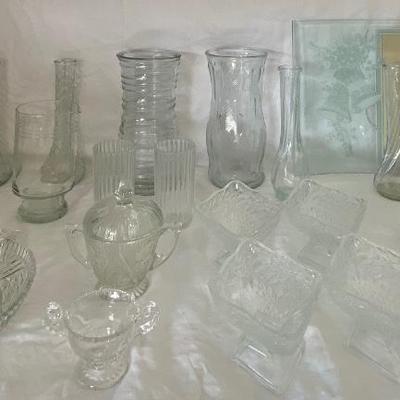 Assortment of Glass/Crystal Lot 1