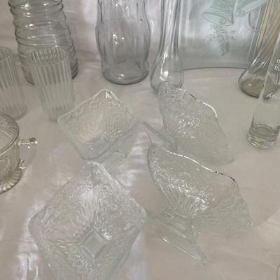 Assortment of Glass/Crystal Lot 1