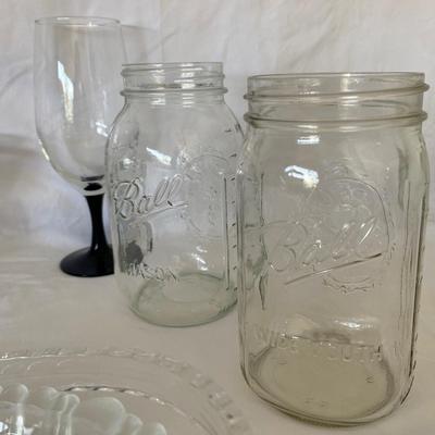 Assortment of Glass/Crystal Lot 2