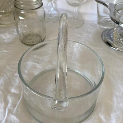 Assortment of Glass/Crystal Lot 2