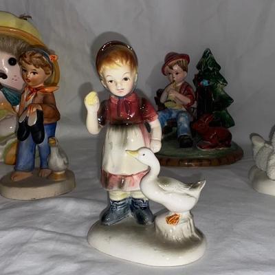 Assortment of Figurines Lot 1