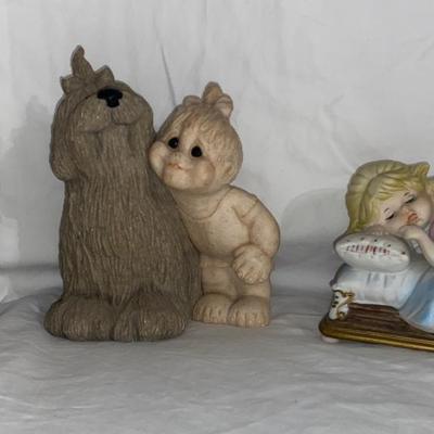 Assortment of Figurines Lot 2