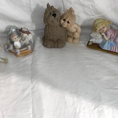 Assortment of Figurines Lot 2