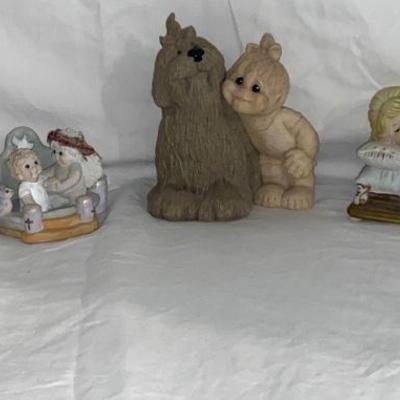 Assortment of Figurines Lot 2