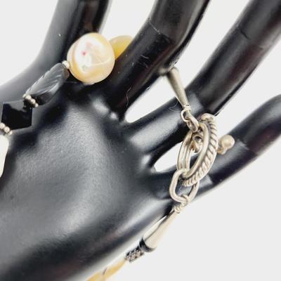 BEAUTIFUL LONG GLASS DESIGNED NECKLACE
