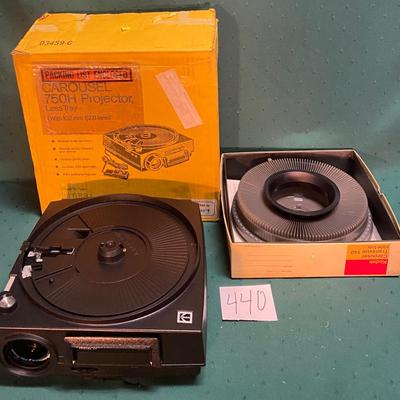 Kodak Carousel 750H Projector and Carousel