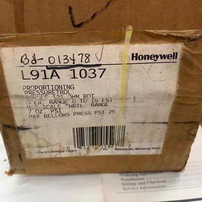 Honeywell Pressuretol L91A 1037 Proportioning Pressuretrol Controllers