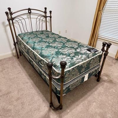 Pair (2) ~ Matching Twin Bronze Metal Beds - Like New - Excellent Condition