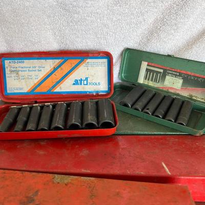 Small Metal Tool Boxes. (G-JM)