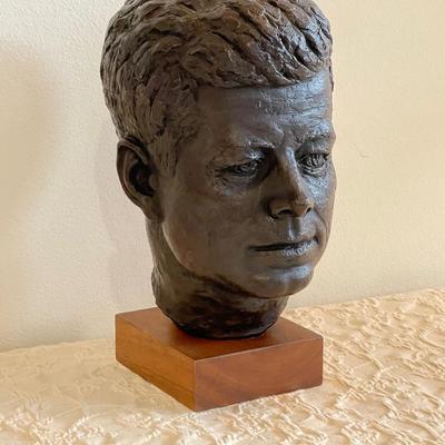JFK ~ 1964 Bust by Artist Schillaci Austin ~ Signed