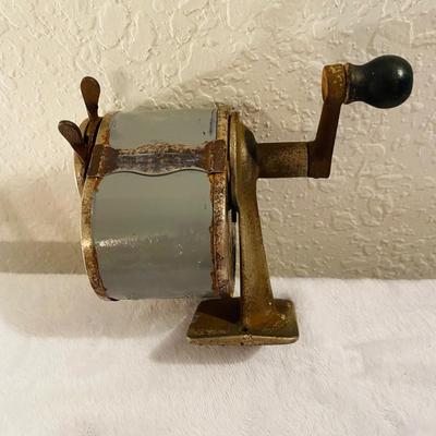 Vintage Pencil Sharpeners (GR-SL)
