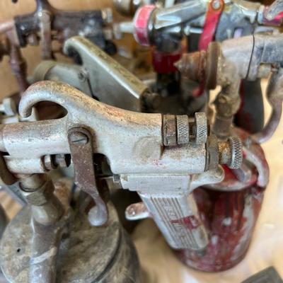 Central Pneumatic Paint Spray Guns. (G-JM)
