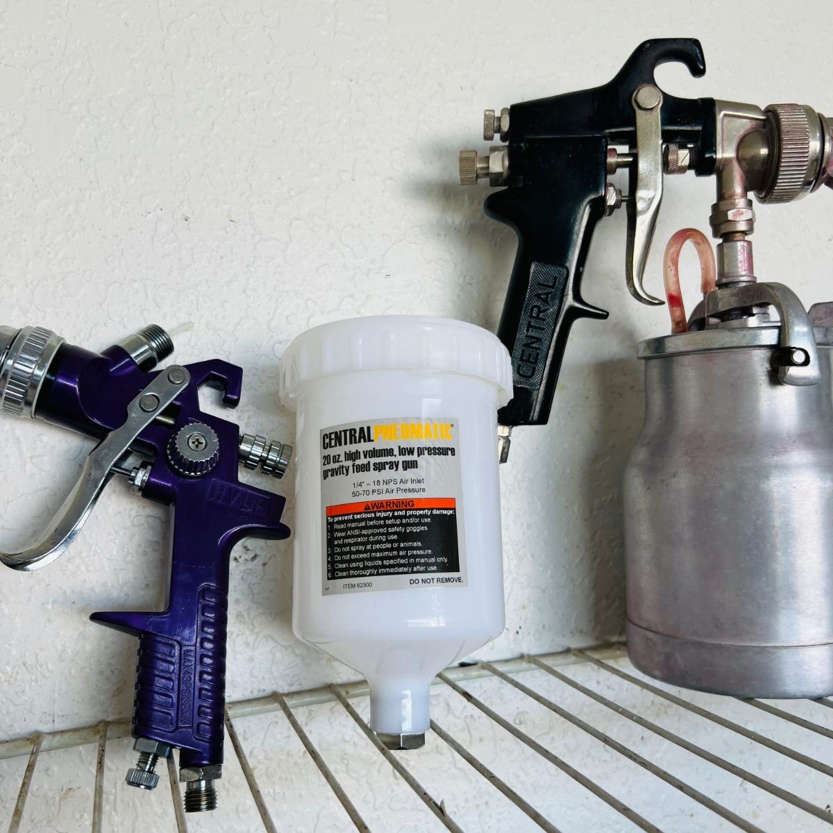 Central Pneumatic Paint Spray Guns. (GJM)